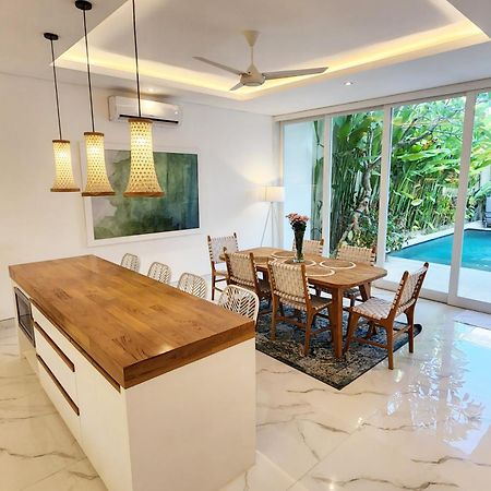 Villa Vana, Sitara Villa Group Seminyak  Ngoại thất bức ảnh